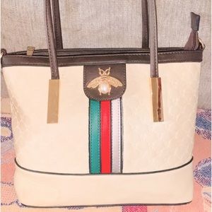 Cute bubble bee bag too small for me though.